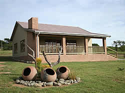 Intibane Lodge offers 4 self catering family cottages 